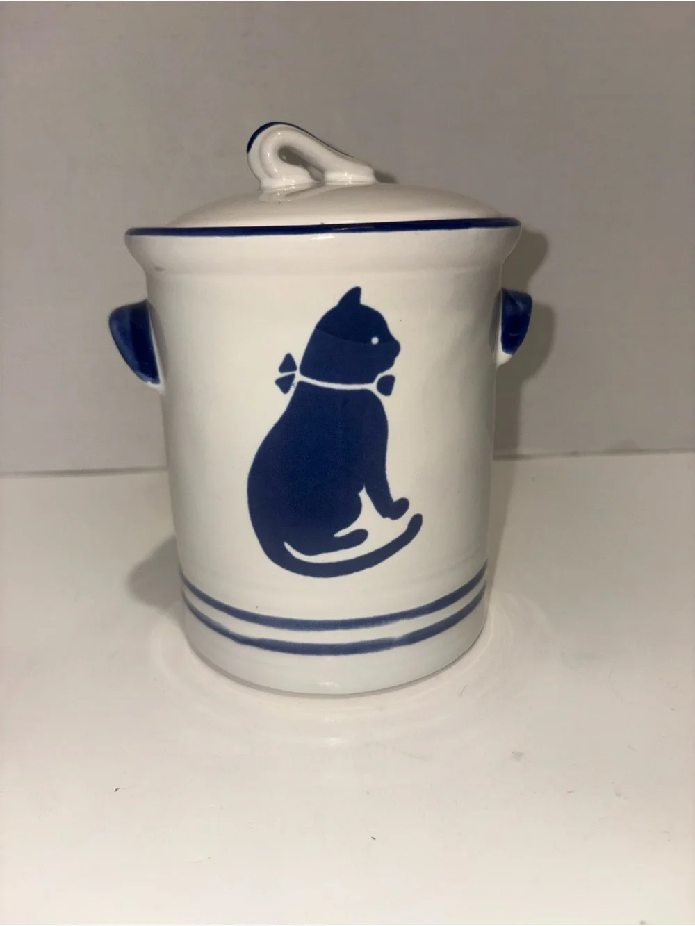 Vintage International House 1982 Country Blue Serving Dish & Canister with Lid
